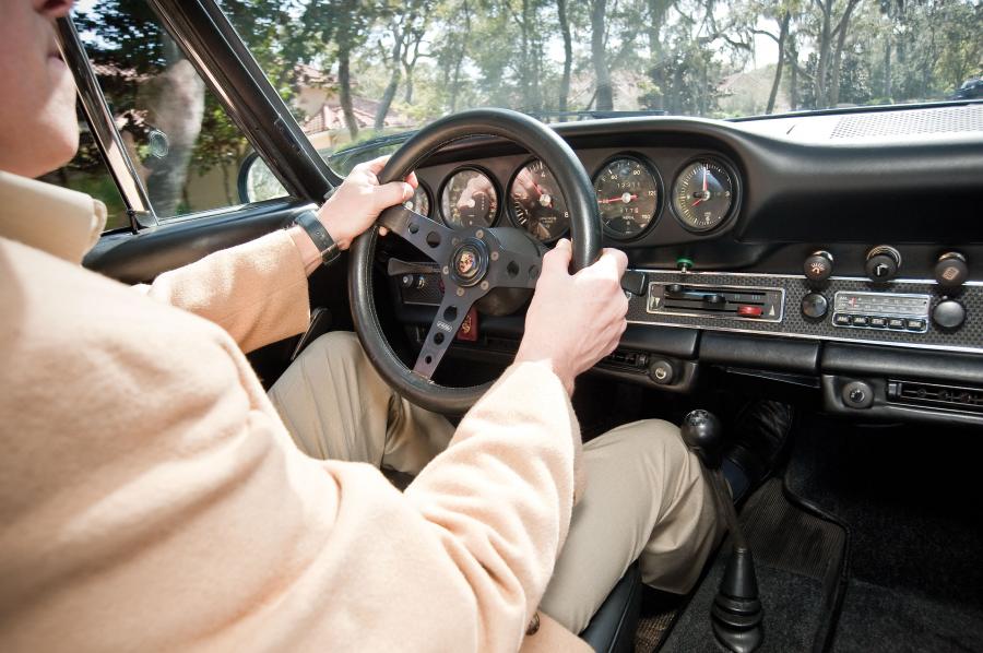  Porsche 911 S 2.2 1970 года  (фото 28 из 31)